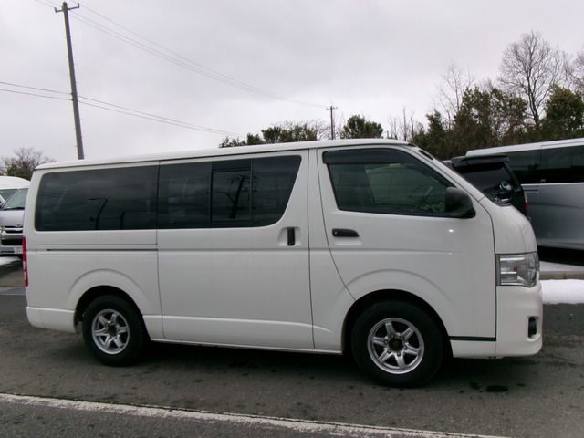 HIACE van 4WD