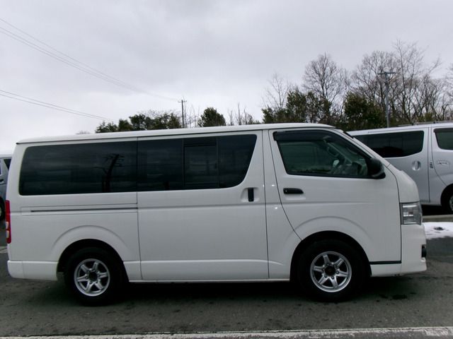 HIACE van 4WD