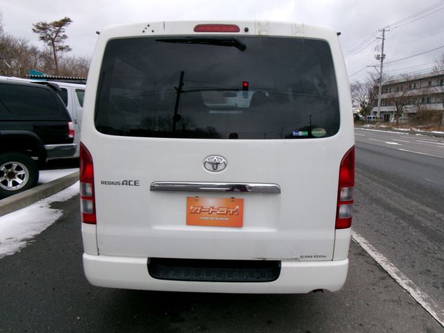 HIACE van 4WD