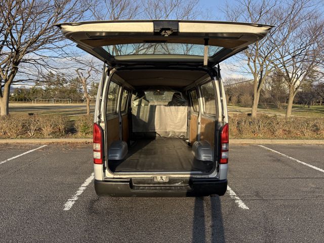 HIACE van 4WD