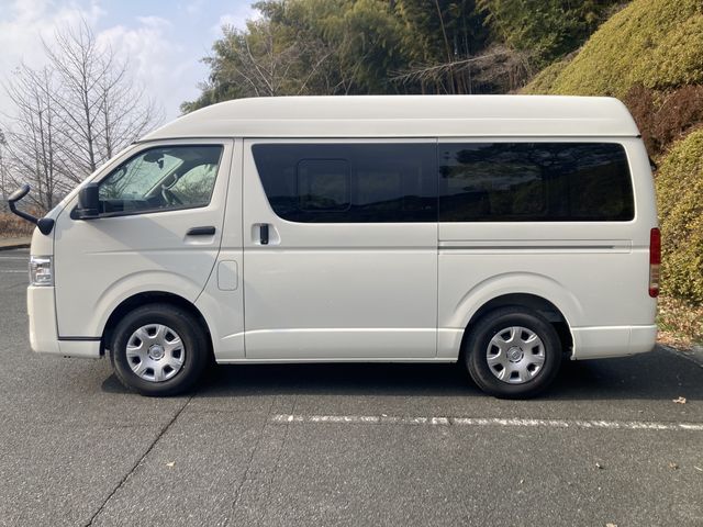 HIACE van 2WD