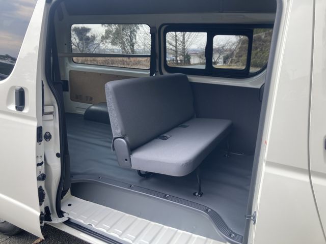 HIACE van 2WD
