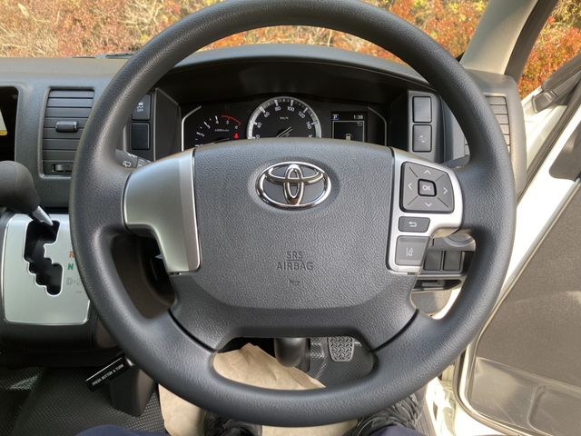 HIACE van 2WD