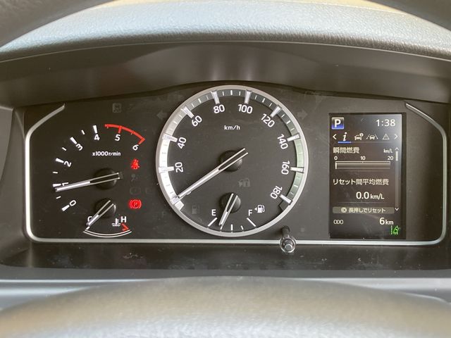 HIACE van 2WD