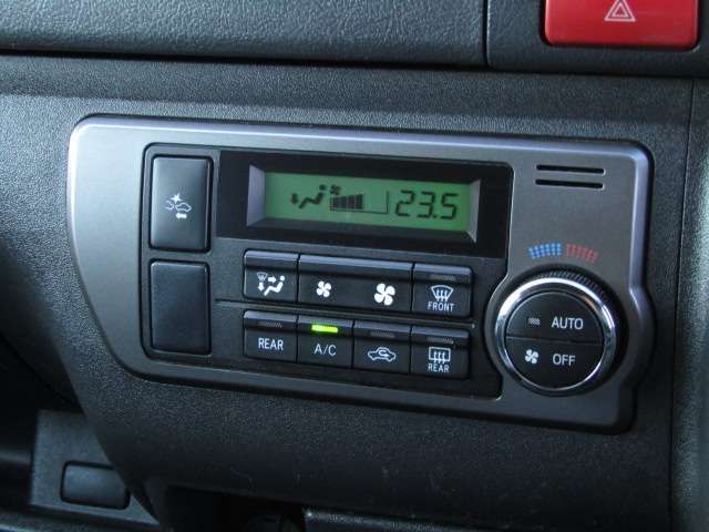 HIACE van 2WD