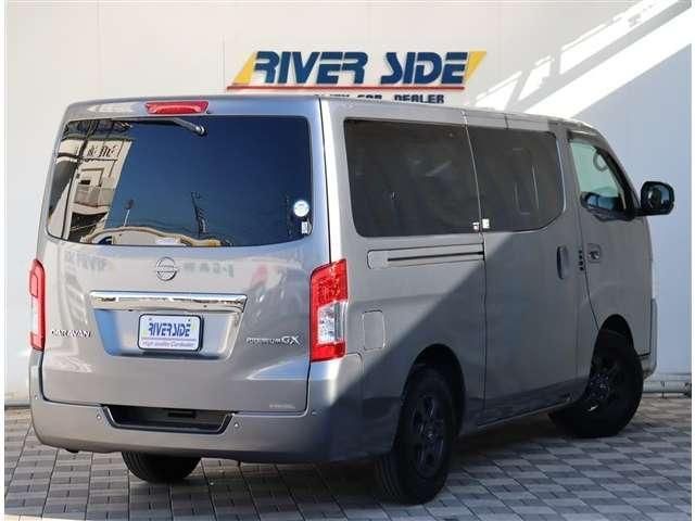 CARAVAN van 2WD
