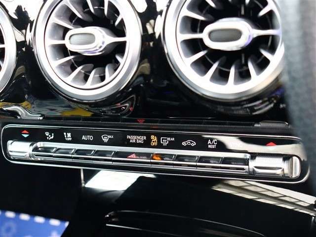 MERCEDES BENZ CLA class