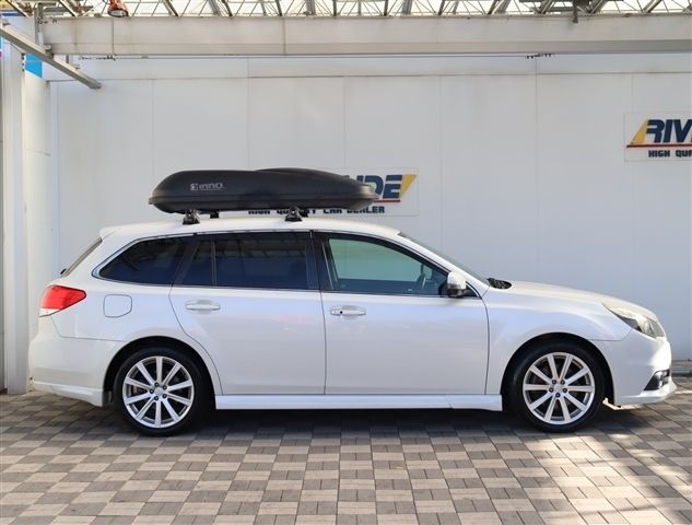 LEGACY OUTBACK