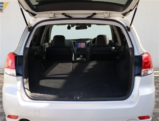LEGACY OUTBACK