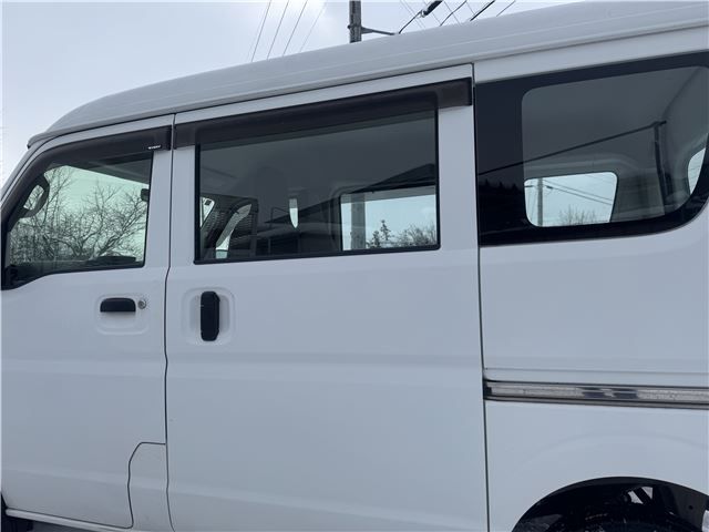 EVERY van 4WD