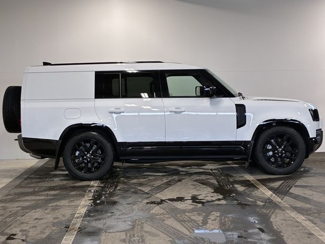 ROVER DEFENDER