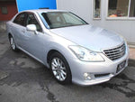 CROWN sedan