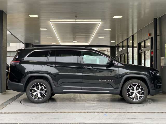 JEEP COMMANDER