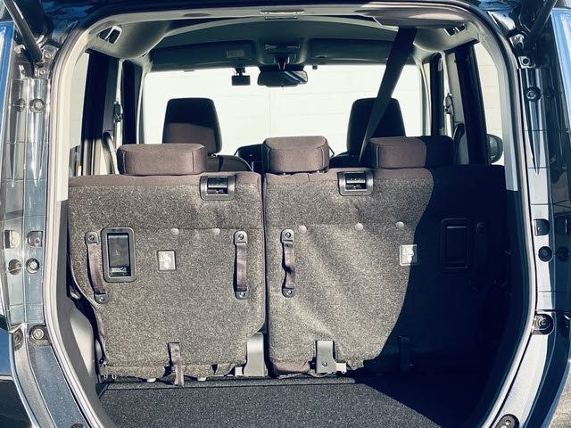 ROOMY