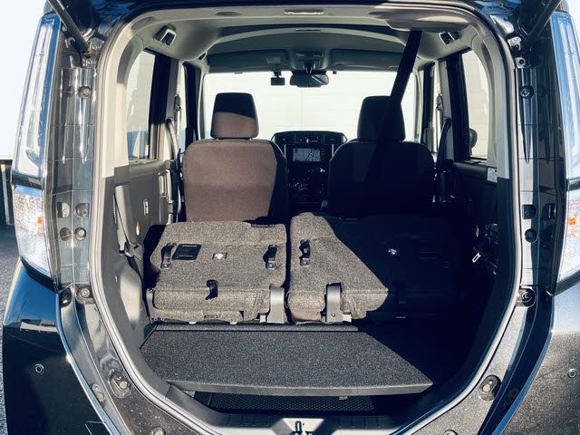 ROOMY