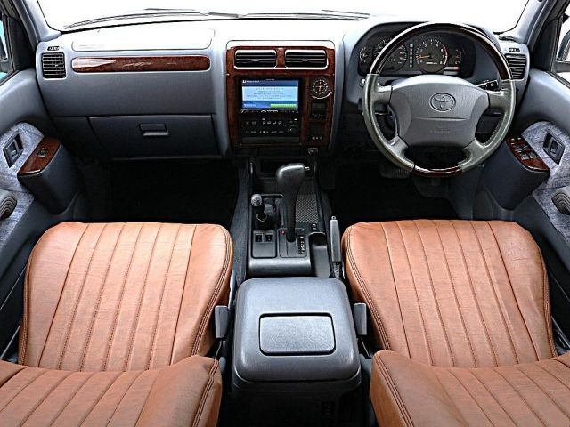 LANDCRUISER PRADO
