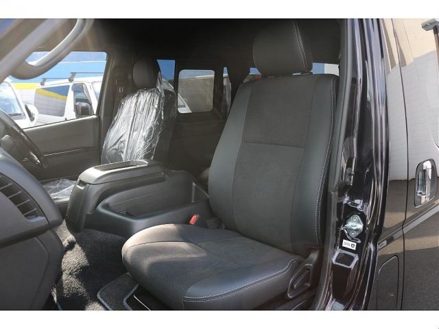 HIACE van 4WD