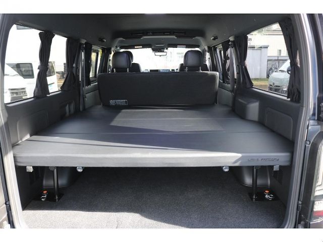 HIACE van 4WD