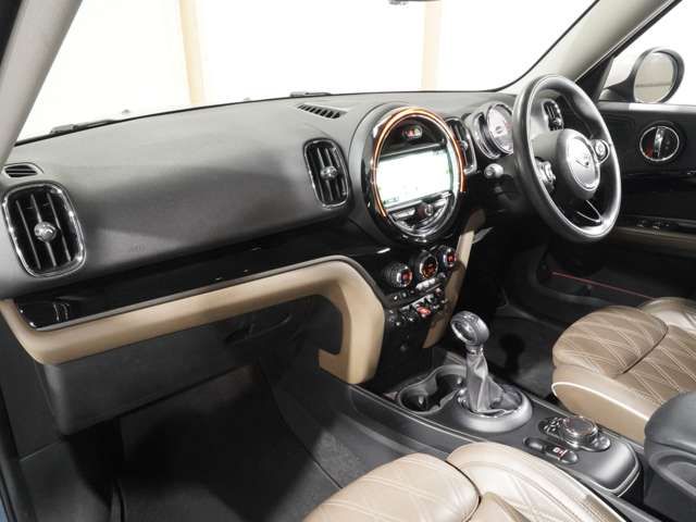 BMW MINI COOPER SD CROSSOVER