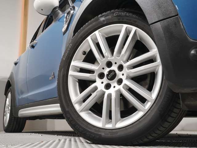 BMW MINI COOPER SD CROSSOVER
