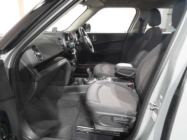MINI COOPER D CROSSOVER