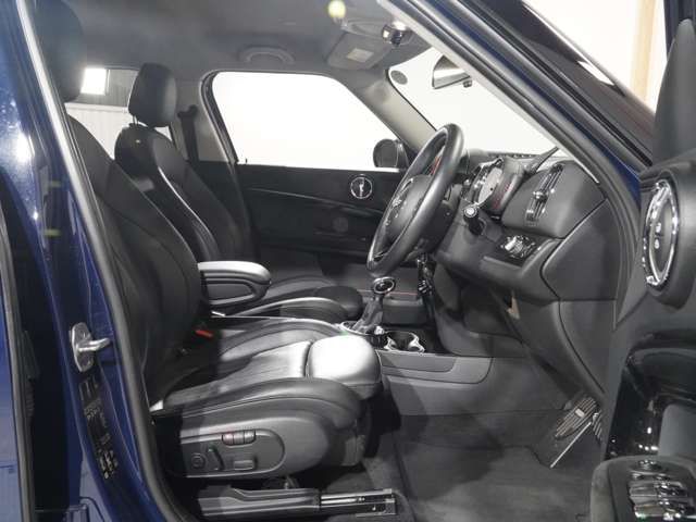 BMW MINI COOPER SD CROSSOVER