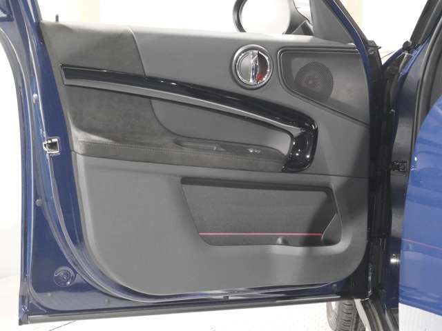 BMW MINI COOPER SD CROSSOVER