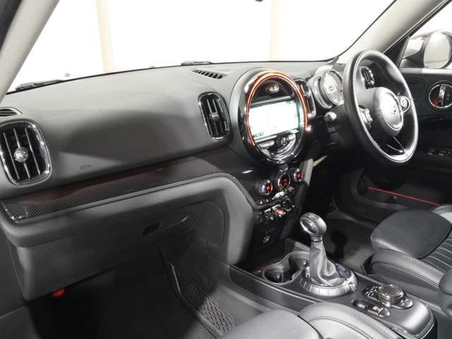 BMW MINI COOPER SD CROSSOVER