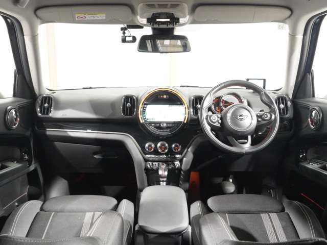 BMW MINI COOPER SD CROSSOVER