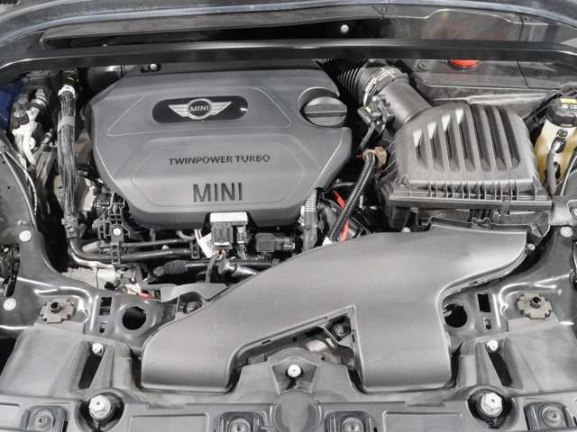 BMW MINI COOPER SD CROSSOVER