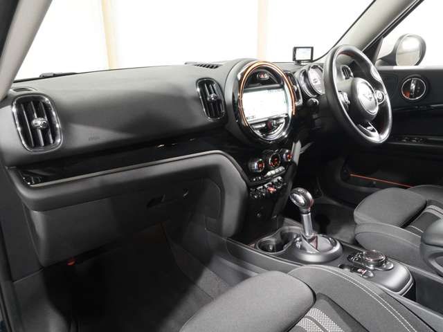 BMW MINI COOPER SD CROSSOVER