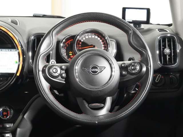 BMW MINI COOPER SD CROSSOVER