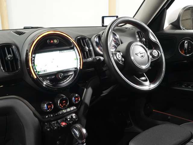 BMW MINI COOPER SD CROSSOVER
