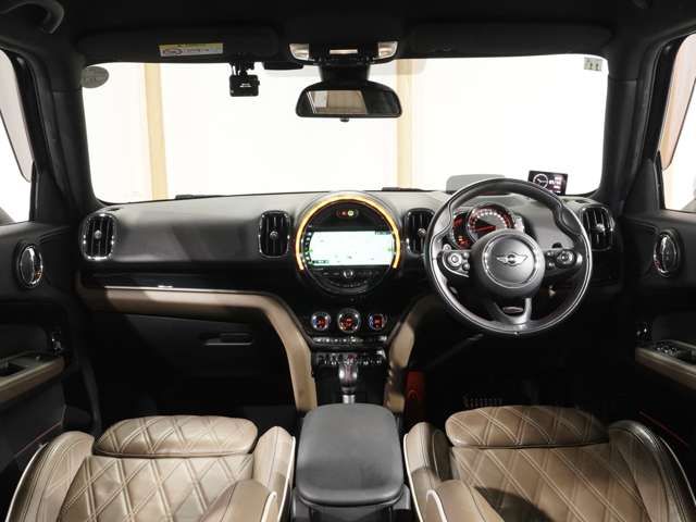 BMW MINI CROSSOVER