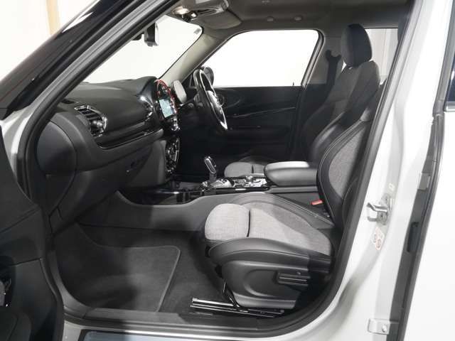 MINI COOPER D CLUBMAN