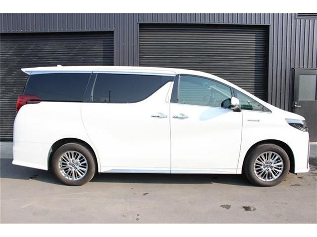 ALPHARD hybrid 4WD