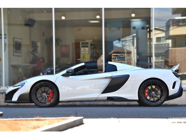 675LT Spider