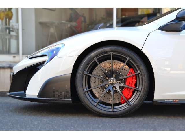 675LT Spider