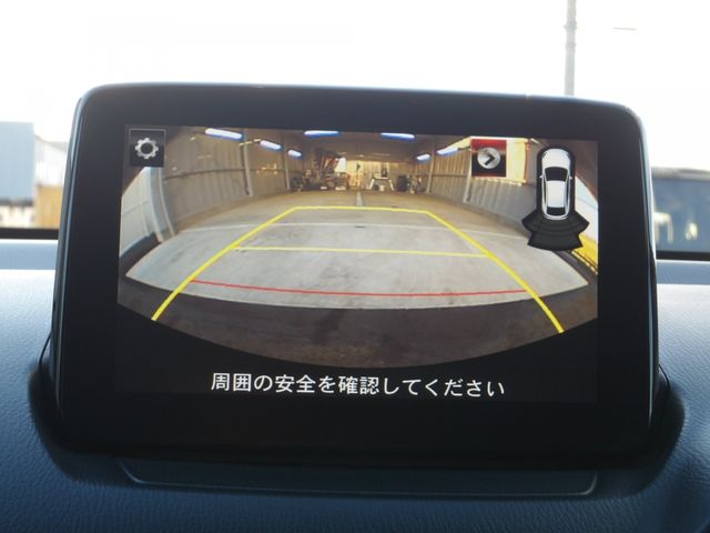 MAZDA2