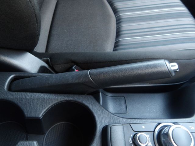 MAZDA2