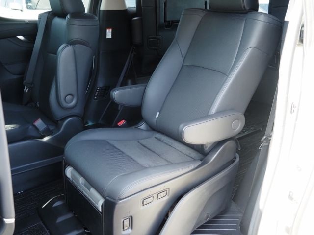 ALPHARD hybrid 4WD
