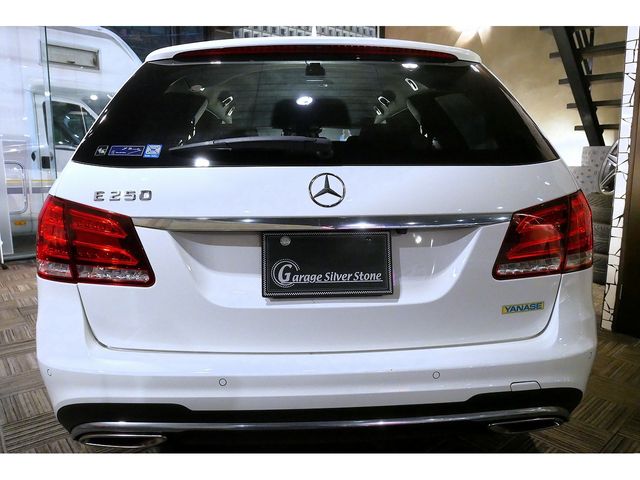 MERCEDES BENZ E class stationwagon