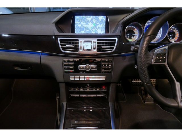 MERCEDES BENZ E class stationwagon