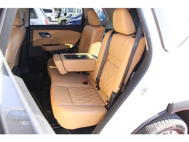 X-TRAIL HYBRID 4WD