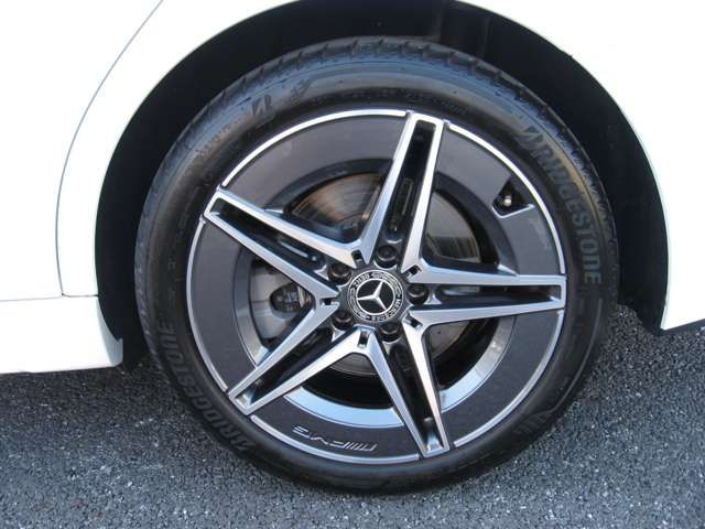 MERCEDES BENZ C-Class sedan