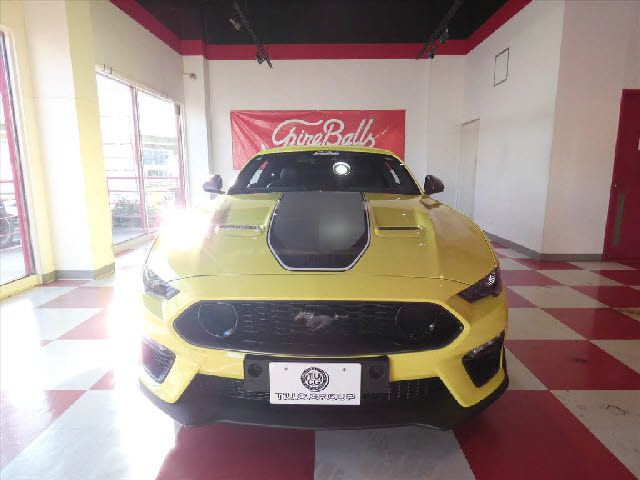 FORD MUSTANG