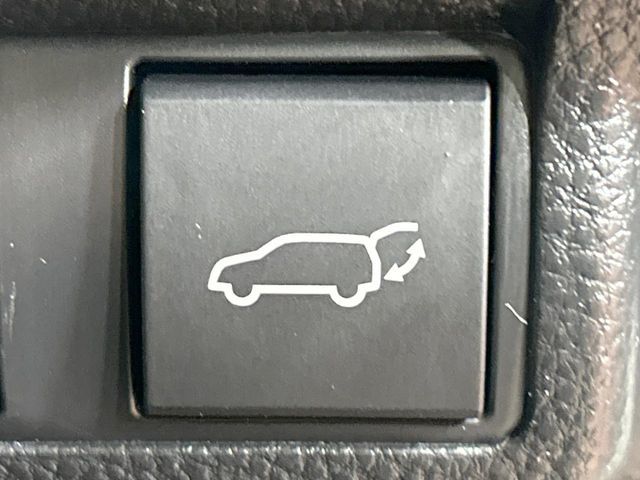 COROLLA CROSS HYBRID