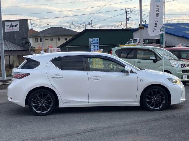 LEXUS CT200h
