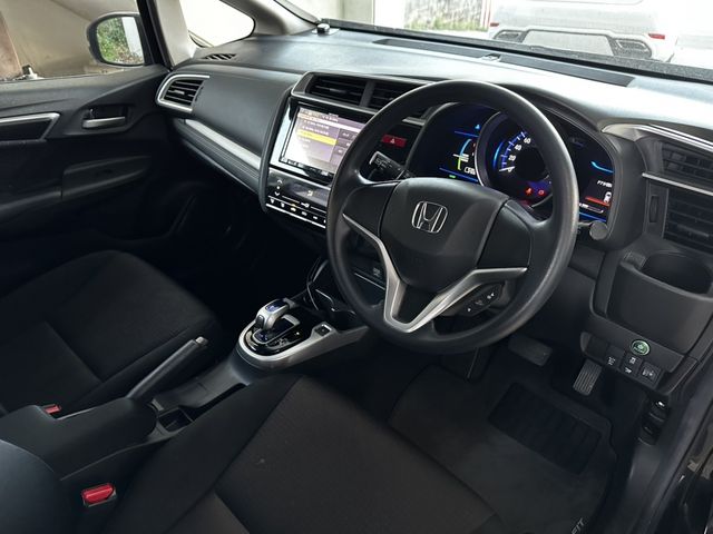 FIT HYBRID
