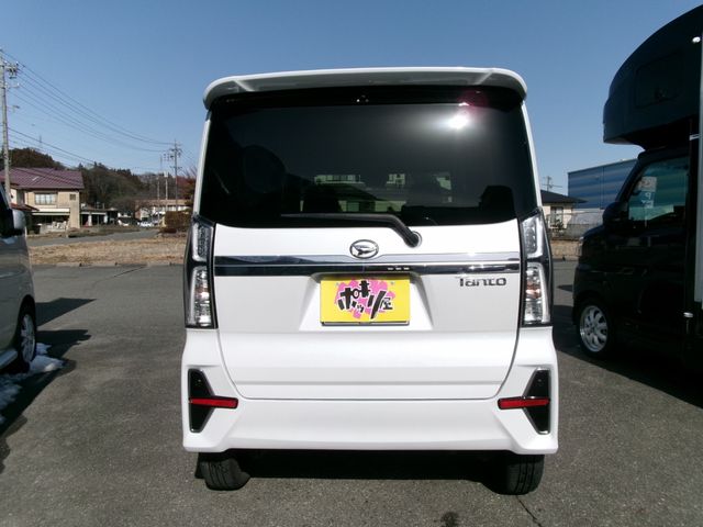 TANTO CUSTOM 4WD